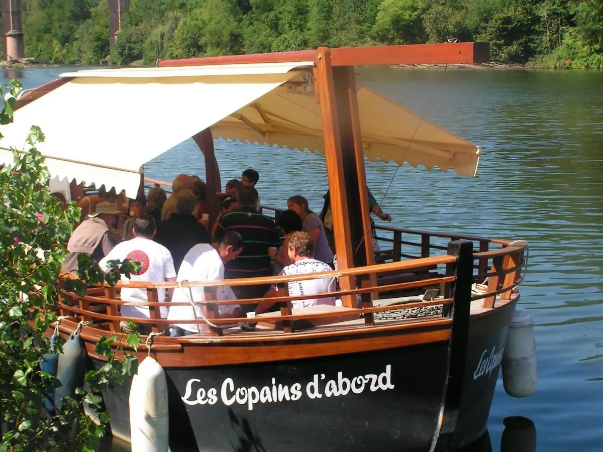 Отель Le Domaine Du Cedre Rivieres  Франция